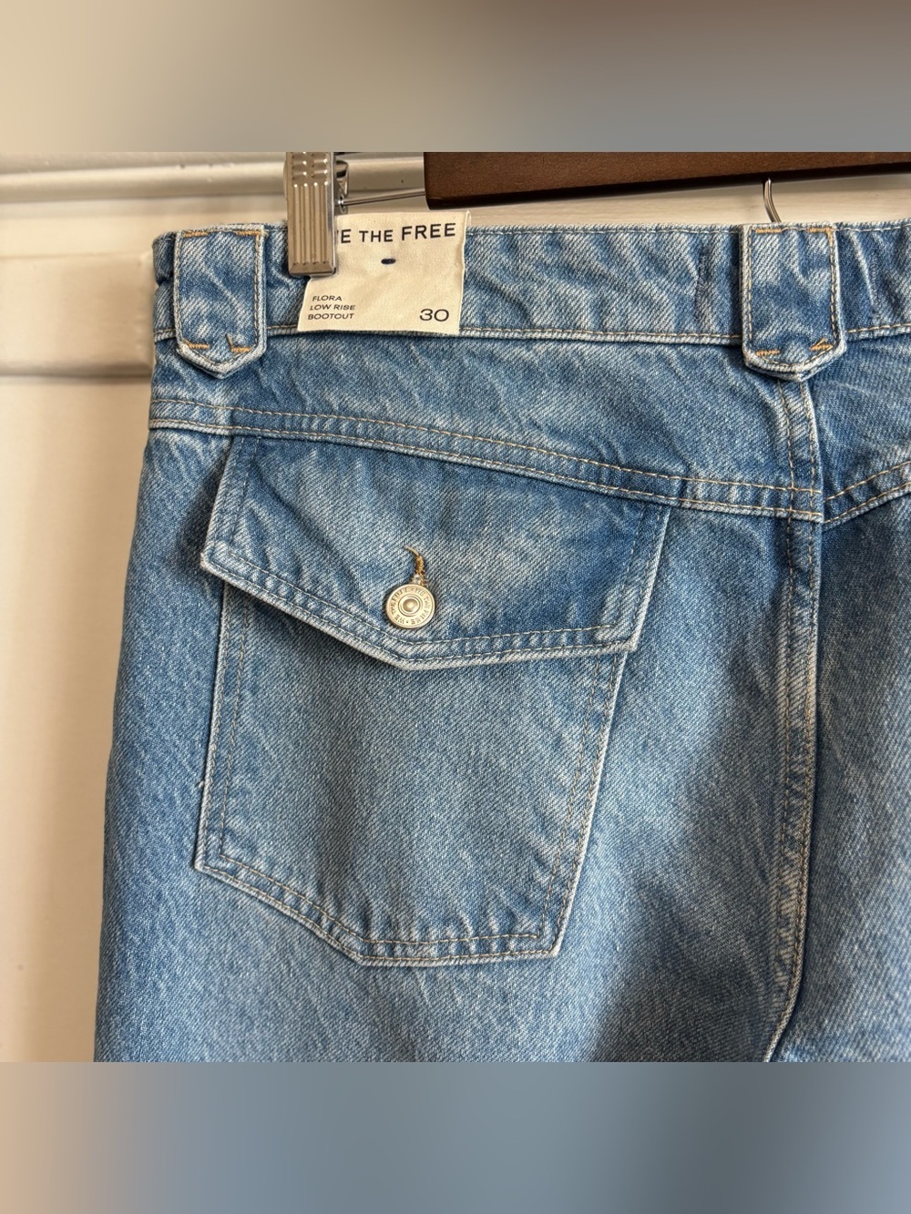 Free People Flora Low Rise Bootcut Jeans Botton Pocket Mai Tai Sky color NWT 30 - Picture 8 of 14